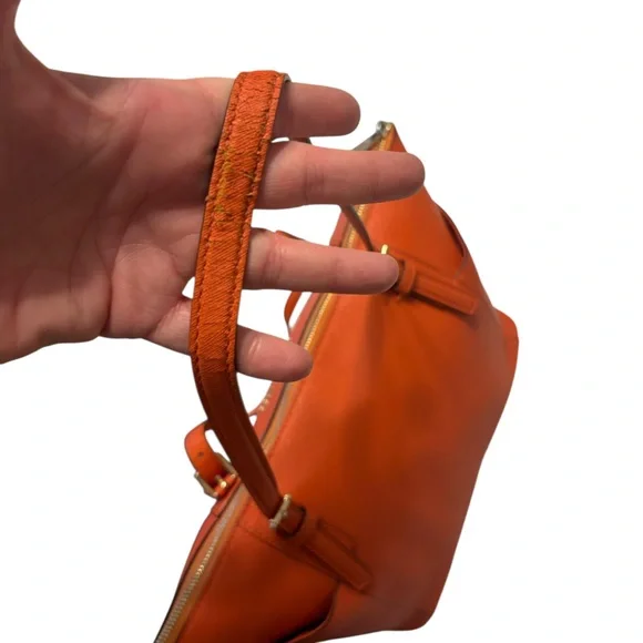 MICHAEL Michael Kors Orange Tote Bag - Picture 12 of 16